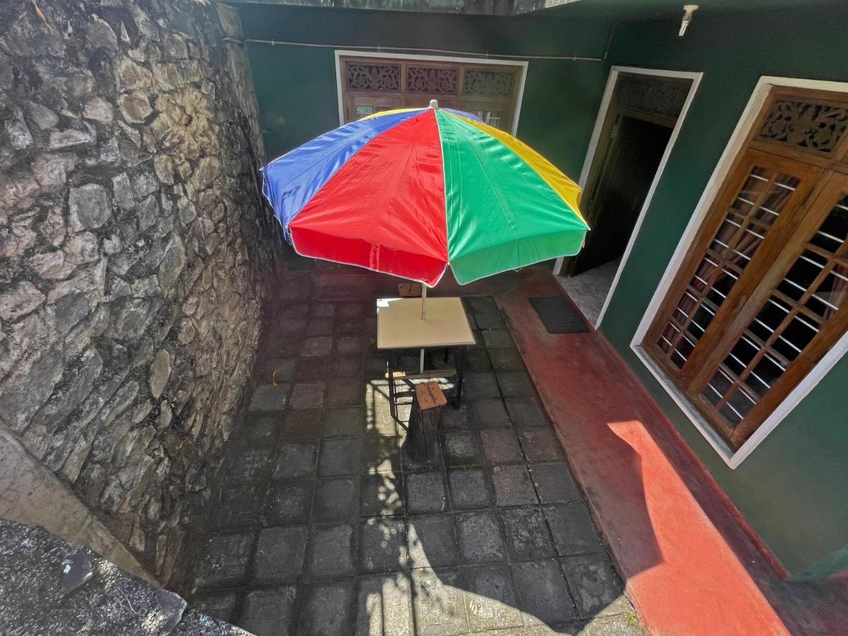 Dealings Freedom Rest Gampola Esterno foto