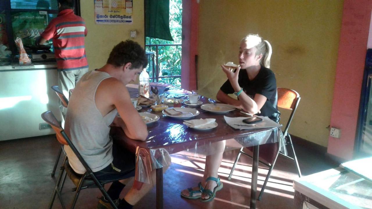 Dealings Freedom Rest Gampola Esterno foto