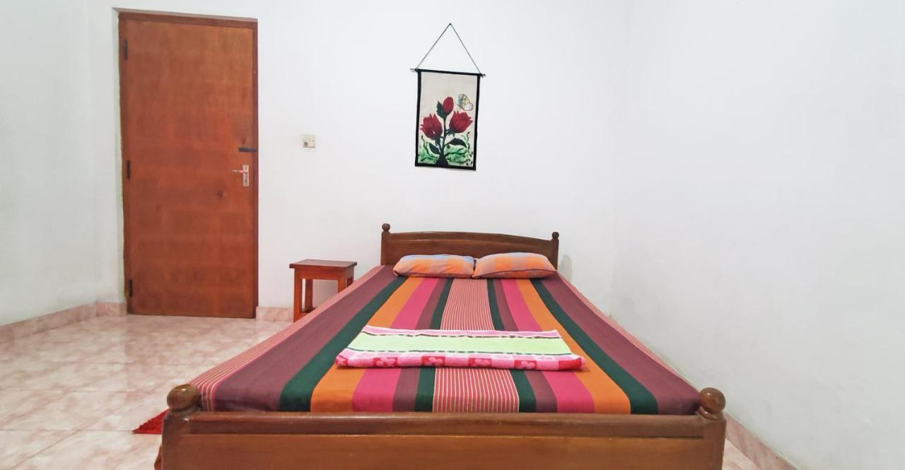 Dealings Freedom Rest Gampola Esterno foto